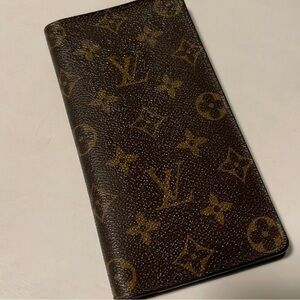 Louis Vuitton Brown Leather Card Holder